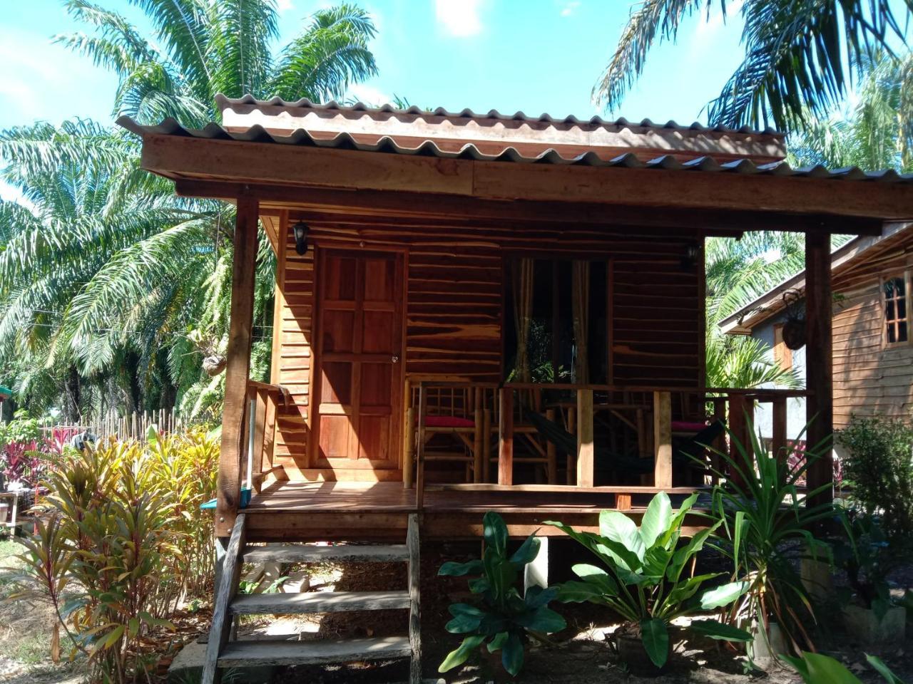 Mada Lanta Mai Keaw Hotel Koh Lanta Exterior photo