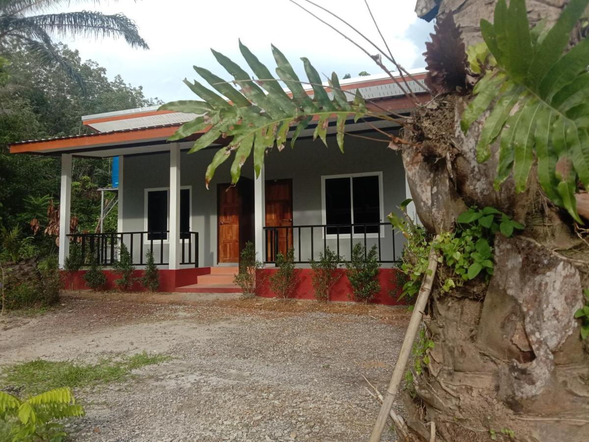 Mada Lanta Mai Keaw Hotel Koh Lanta Exterior photo